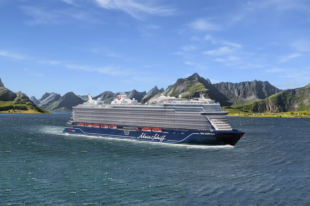 Die ersten Reisen der Mein Schiff Flow